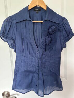 Bebe Flower Button Up Shirt Size M